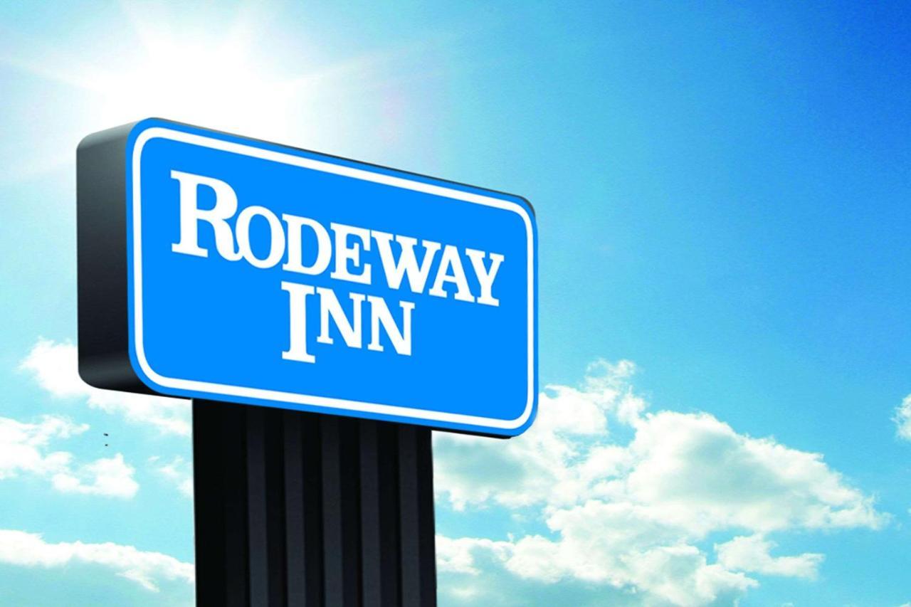Rodeway Inn La Crosse Esterno foto