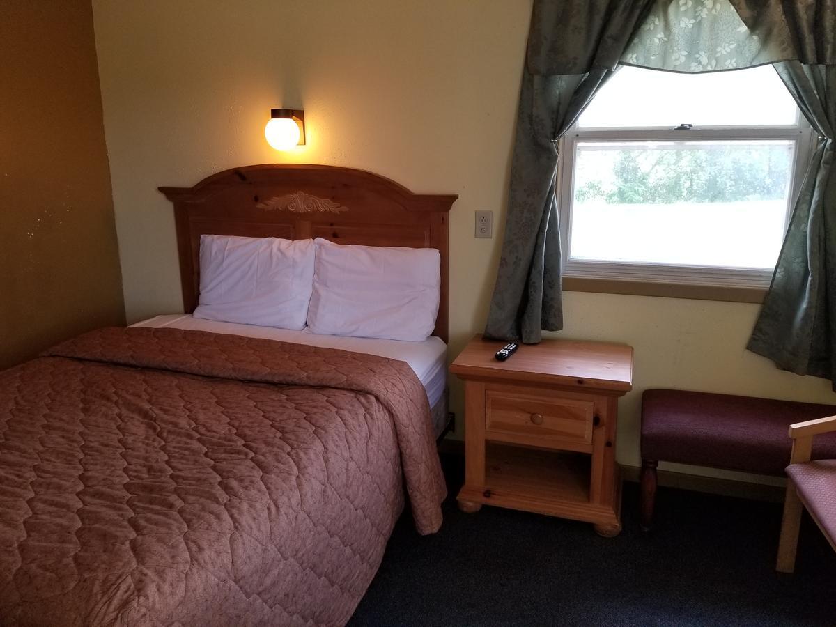 Rodeway Inn La Crosse Esterno foto